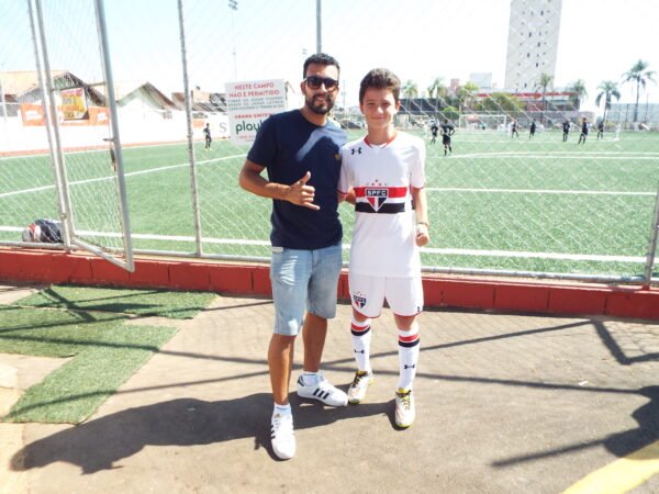 De R,60 4 E-books por R,90 🔥